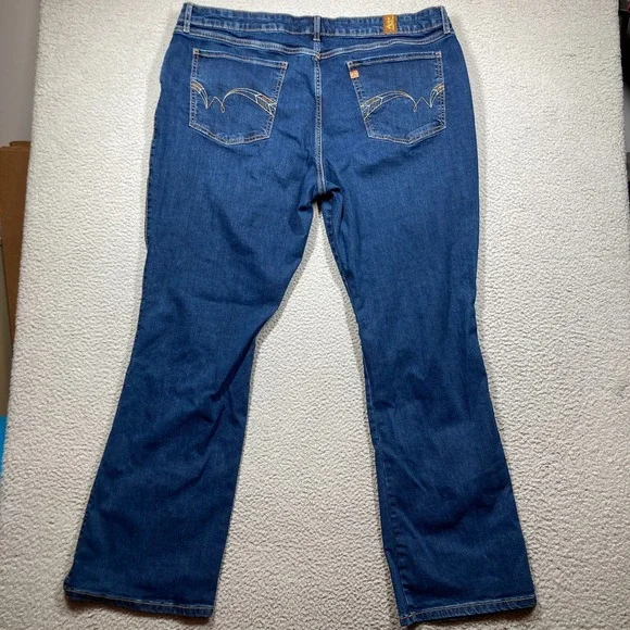 Find your Aura Jeans Womens 22 Avg Blue Med Wash High Rise Boot Cut Denim Rodeo - Picture 11 of 16